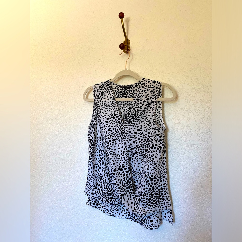 White with black blouse, size small, sleeveless top, business casual